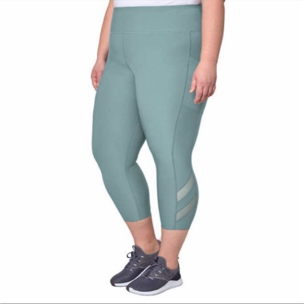 Mondetta Ladies' Mesh blue teal Capri Leggings